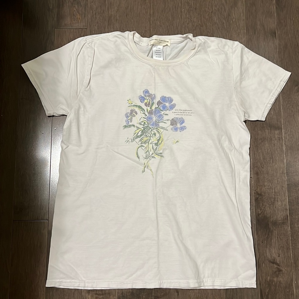 UO project social shirt
